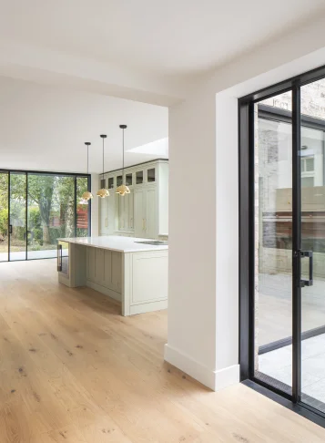 10 DMC05026-Edit.jpg