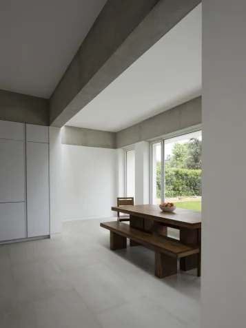 8_A_MC_7017_L_PRINT_view to dining space.jpg